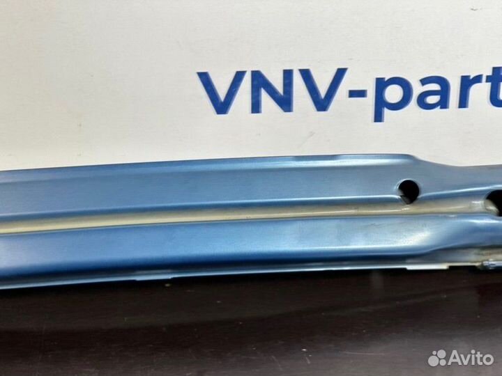 Усилитель бампера Volvo V40 2015