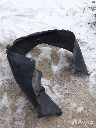 16-21 Крета Подкрылок передний левый Hyundai Creta