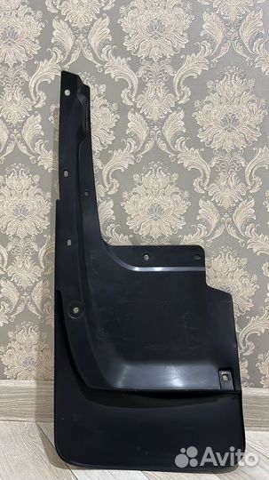 Брызговик на Lexus LX570 J200 2017 (RX)