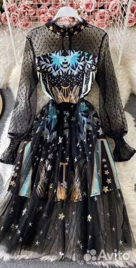 Платье праздничное