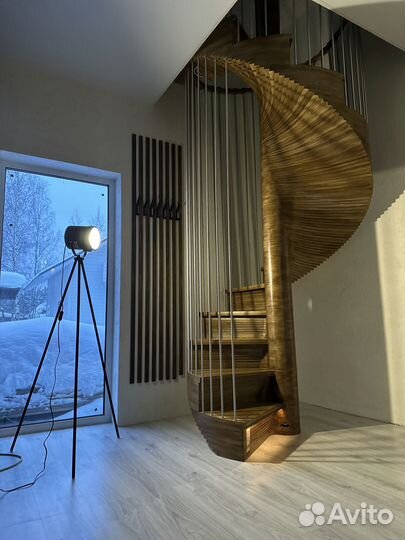 Лестница в дом, до 9 метров в высоту