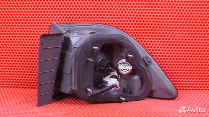 Фонарь задний левый KIA 92401-2G000