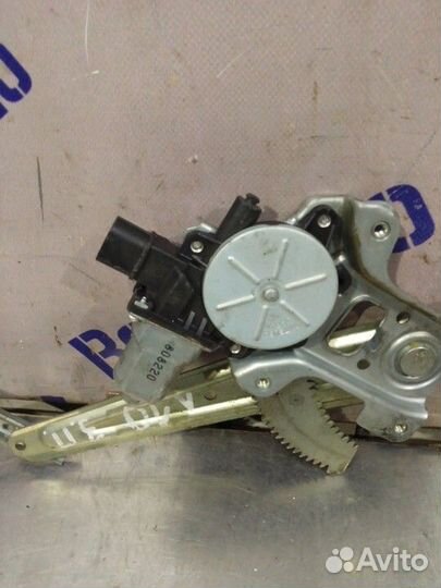 Стеклоподъемник электрический задний правый