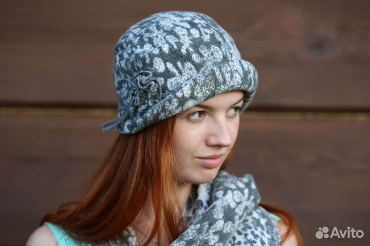 Комплект шапка и шарф, кепи