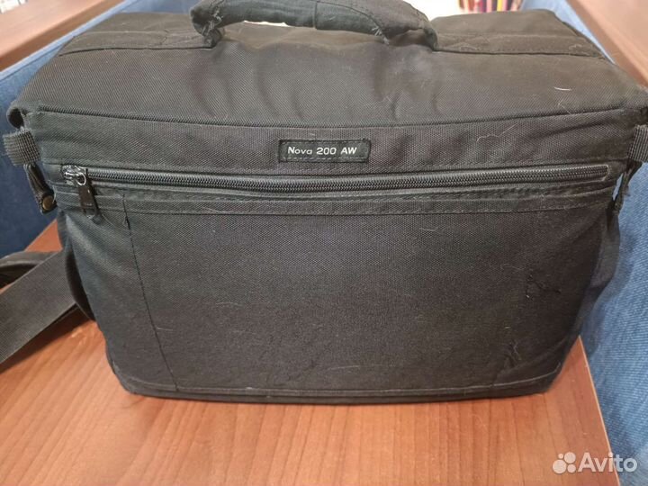 Сумка для камеры Lowepro Nova 200 AW