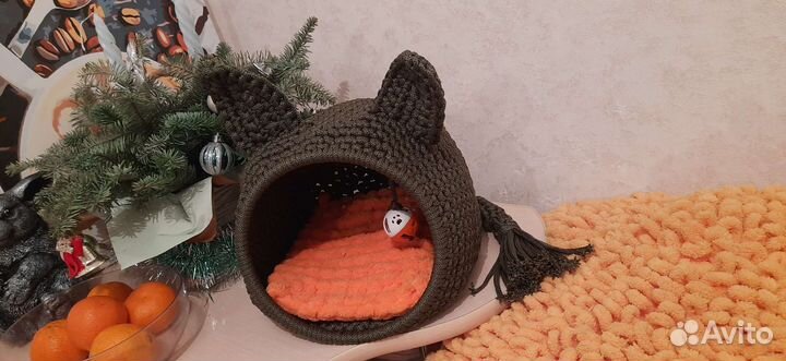 Домик для котёнка или маленькой собачки