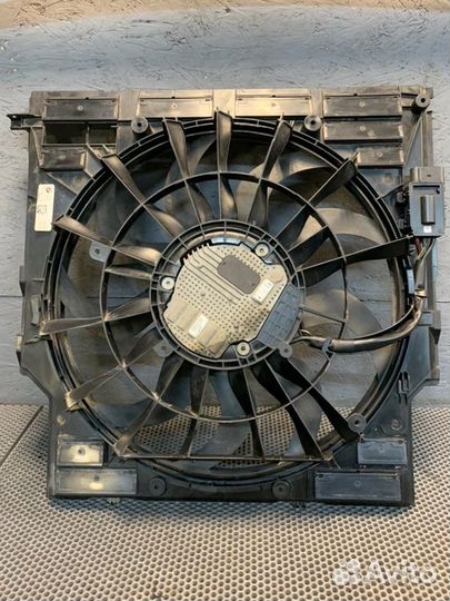 Вентилятор радиатора Bmw X7 G07 M-pack B57D30 2020