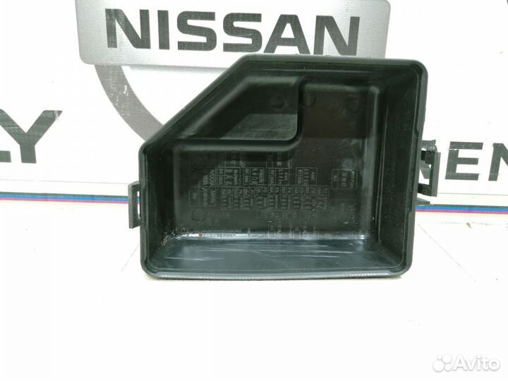 Крышка блока предохранителей Geely MK