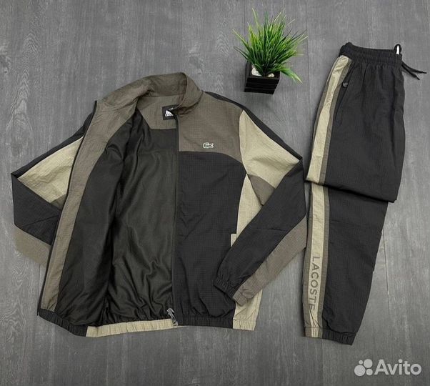 Спортивный костюм водоотталкивающий Lacoste