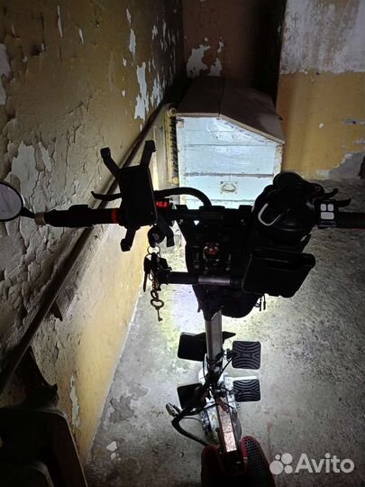 Самокат взрослый электрический бу