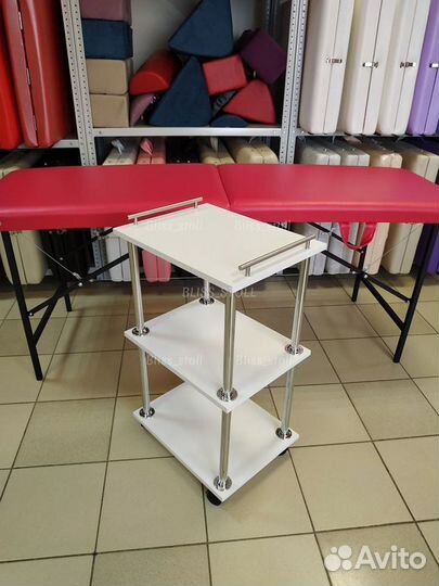 Кушетка и тумба перекатная