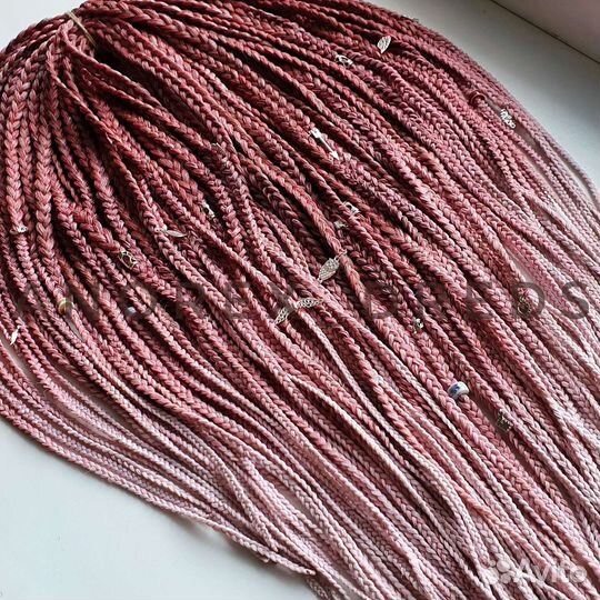 Д.Е. косы. Афрокосички