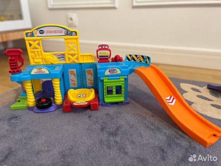 Детский игровой автомобильный набор Vtech Toot too