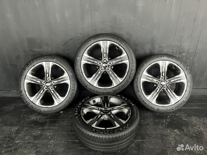 Комплект оригинальных колес KIA Optima 4 R18