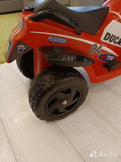 Детский электромотоцикл Peg Perego Ducati