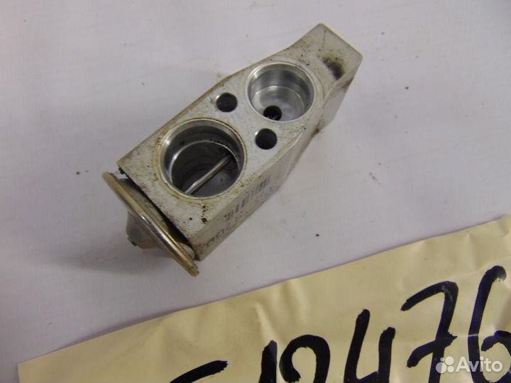 Клапан кондиционера для Toyota RAV 4 2006-2013г