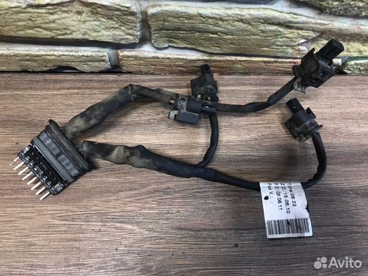 Проводка форсунок Mercedes-Benz E 200 W212