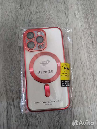 Чехол на iPhone