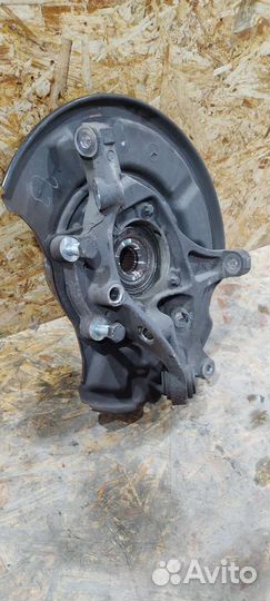 Ступица задняя правая Mercedes Benz W211