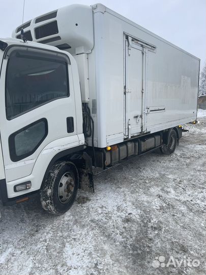 Isuzu Forward (F-Series), 2010