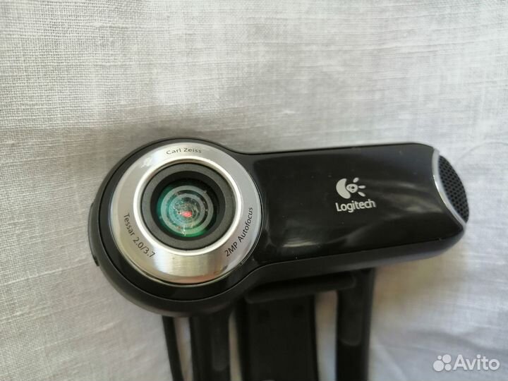 Веб-камера Logitech QuickCam Pro 9000