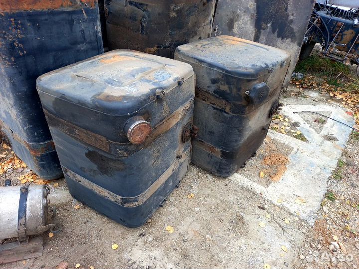 Топливный бак Маз на 300 литров вместо запаски