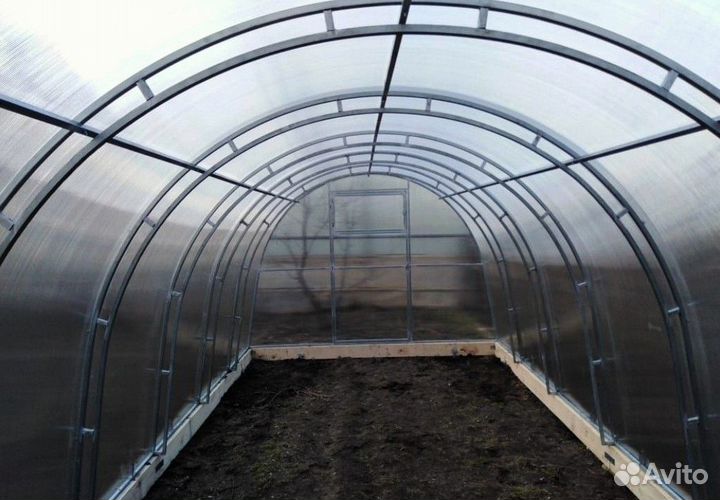 Теплица из поликарбоната