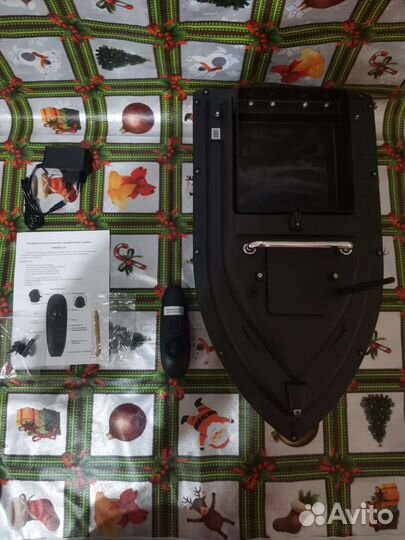 Закормочный кораблик