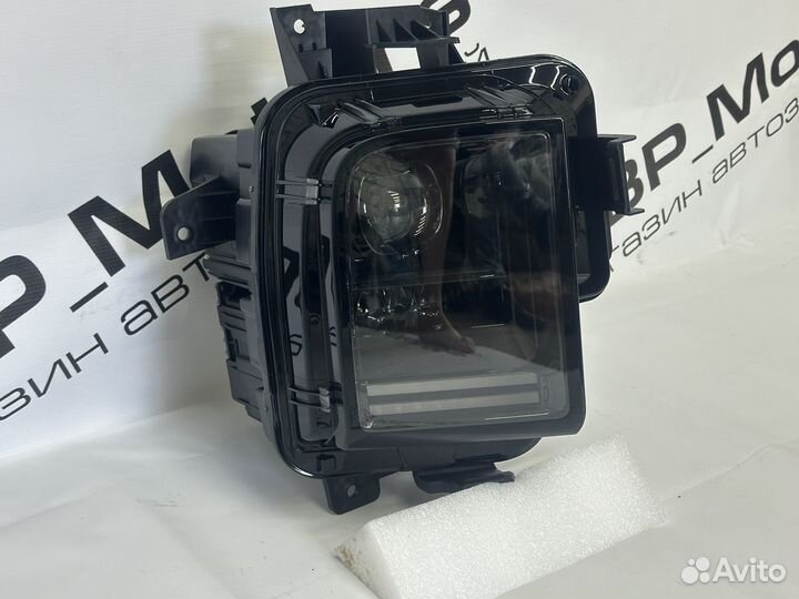 Фары на lixiang l9 Правая