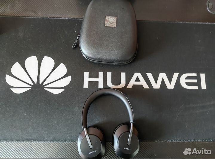 Huawei FreeBuds Studio