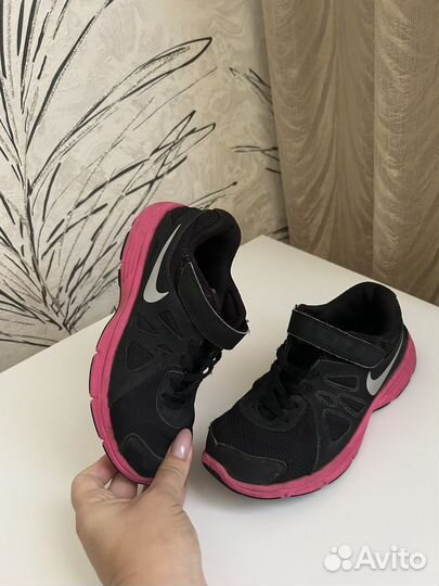 Кроссовки Nike для девочки 32-33