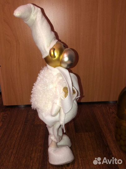 Статуэтка, декоративная игрушка