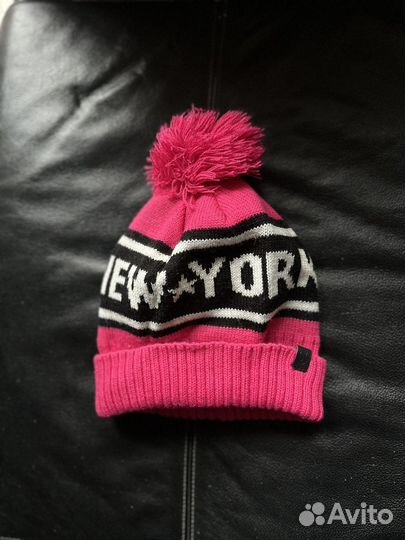 Набор шапок женских 5 штук