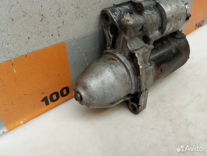 Стартер Volkswagen Passat