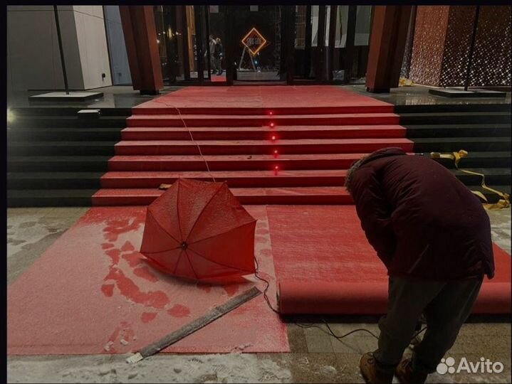 Красная Ковровая Дорожка на мероприятия (монтаж и