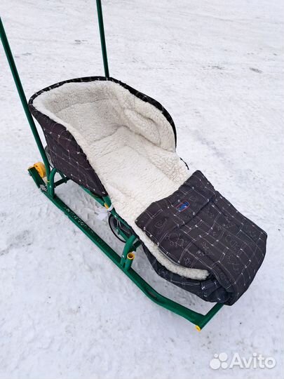 Детские санки на колесах