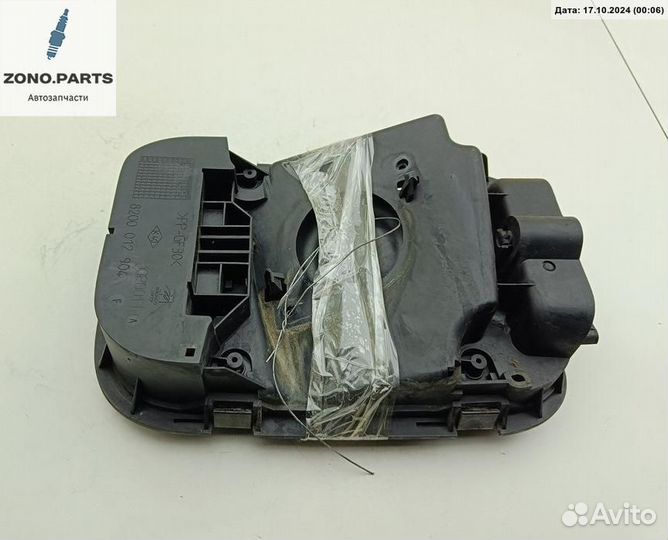 Лючок бака 8200012904 на Renault Vel Satis