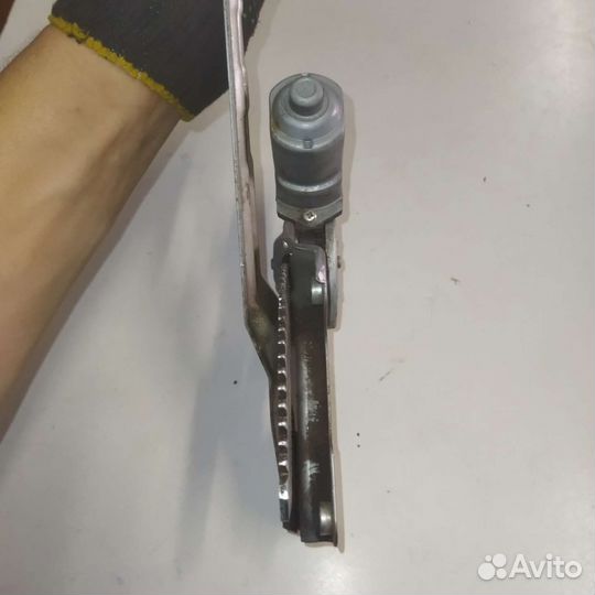 Моторчик стеклопод. перед. прав. Mitsubishi Lancer