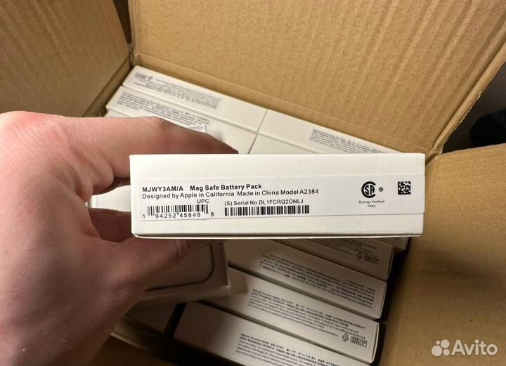 Повербанк для айфона MagSafe Battery Pack