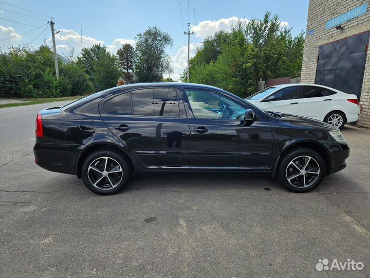 Skoda Octavia 1.6 AT, 2011, 199 990 км