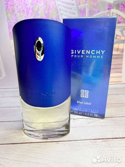 Туалетная мужская вода givenchy