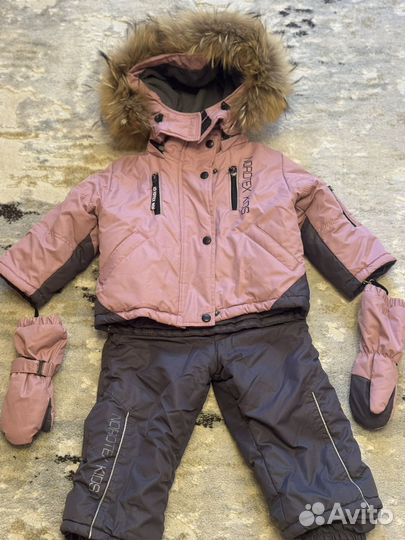 Зимний костюм для девочки