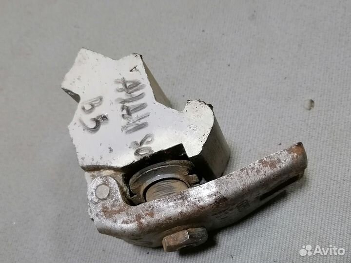 Распределитель тормозной силы Audi 80 B3 1991