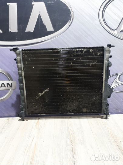 Радиатор охлаждения двигателя основной Renault log