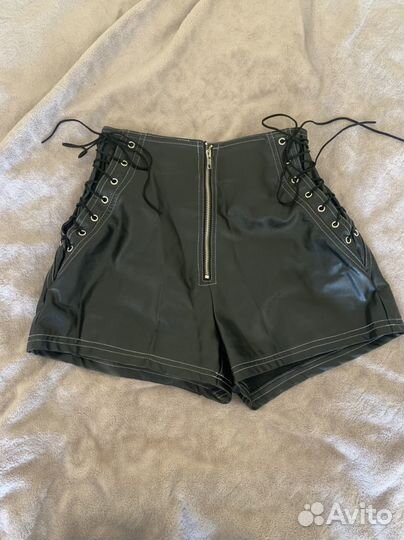 Шорты кожанные