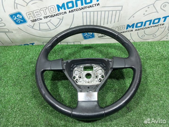 Руль Volkswagen Tiguan 5N1 CAW cawa