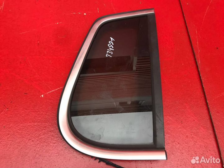 Форточка задняя правая Volkswagen Tiguan 1 5N1