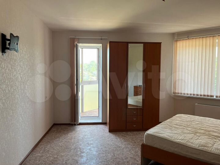 1-к. квартира, 45 м², 4/10 эт.