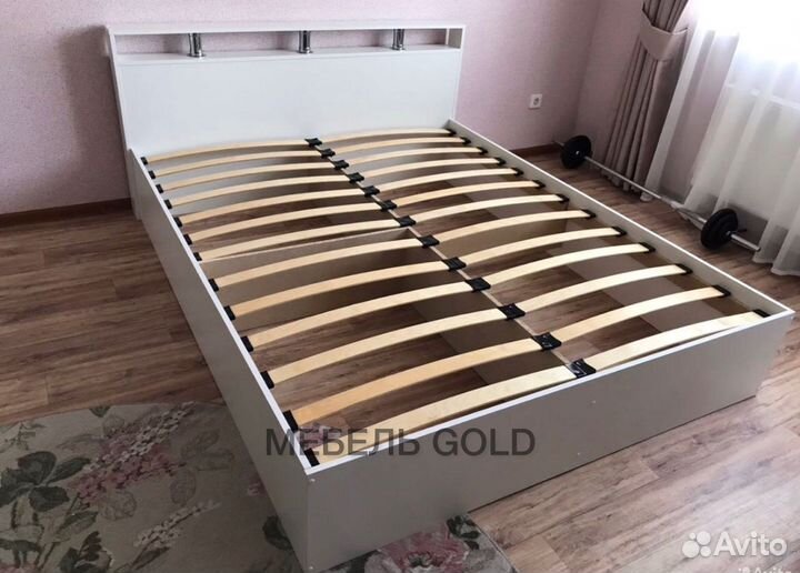 Кровать двуспальная