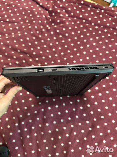 Asus ROG zephyrus G15 G513R